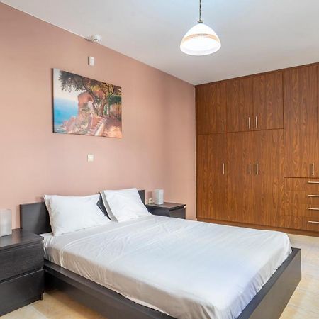 אתונה 2 Bedroom Renovated Apartment With A View מראה חיצוני תמונה